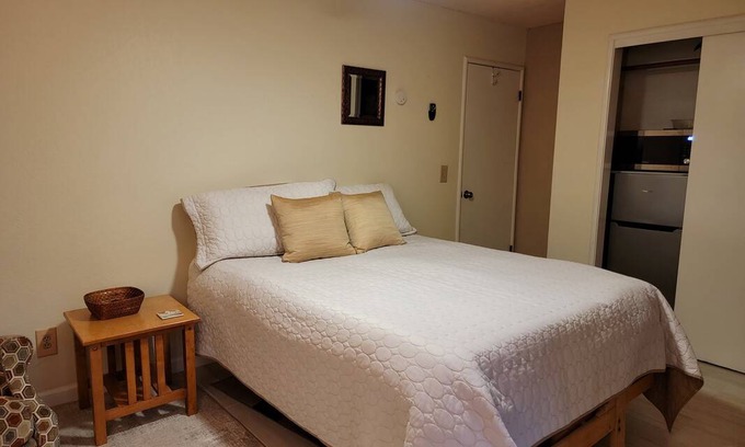 Tulare Resort | Private room ∙ 1 guest