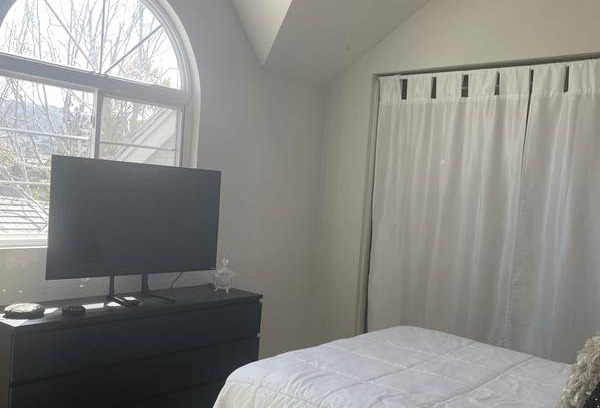 Simi Valley Resort | Private room ∙ 1 guest