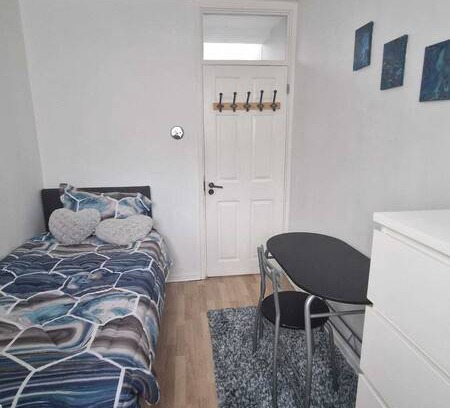 Camden Town with Primrose Hill Resort | Private room ∙ 1 guest