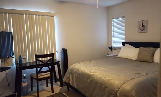 Moreno Valley Resort | Private room ∙ 1 guest