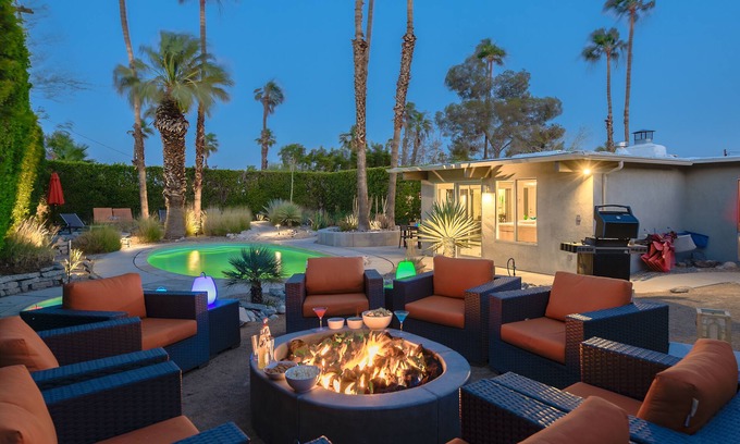 Racquet Club Estates House | PS Envy: Authentic, Spacious and Stylish Mid-Century Home!