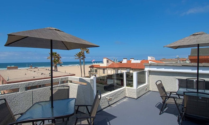 Santa Ana Heights House | Rare single family home located just one house off the beach!