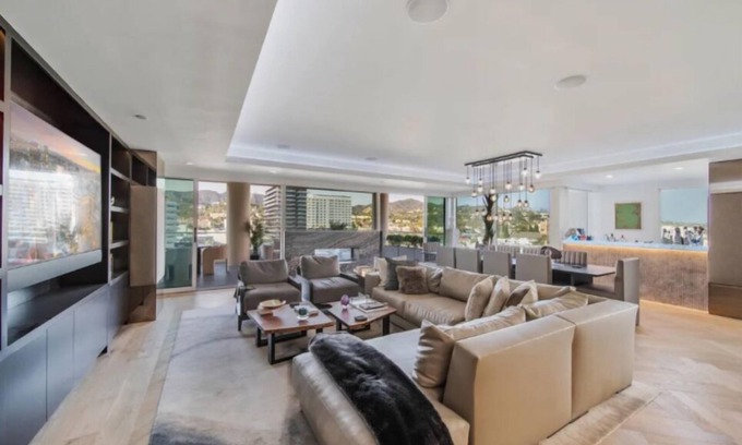 Hollywood Condo | Rate Special-Celebrity Penthouse in Hollywood