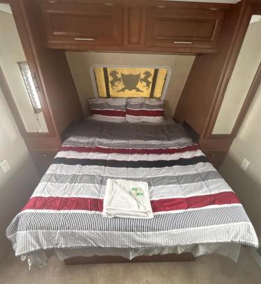 Los Angeles Other | Rooms in Modern RV Trailer Home