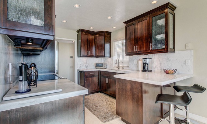 Solana Beach Condo | Sea Biscuit's Ocean View - Race Track & Dog Beach!