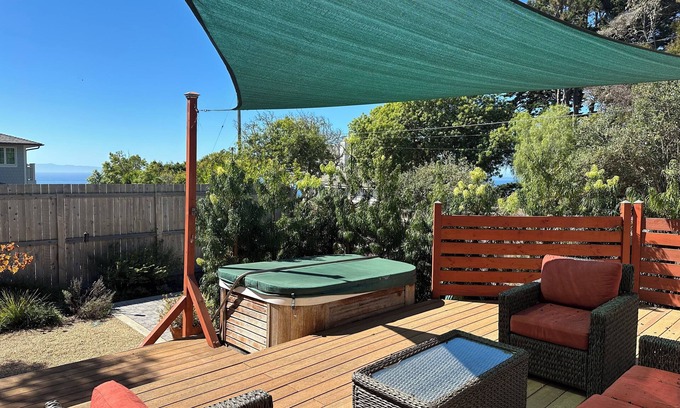 West Mesa House | Seaside Escape in amazing SB with Hot Tub - Pet Friendly!