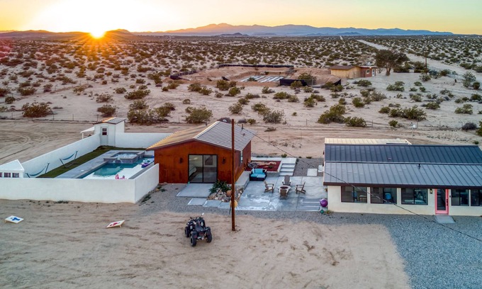 Twentynine Palms House | Secluded Pool & Spa, Near Joshua Tree Natl Park. Pet-Friendly Fenced 5 acres!