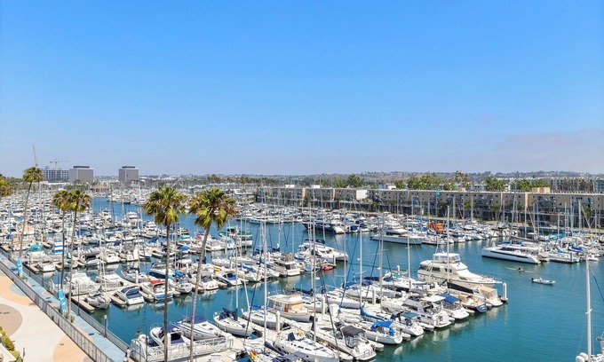 Marina del Rey Condo | Serene 1BR Condo with Stunning Views in MDR - Pool, Jacuzzi, Gym, Tennis Courts
