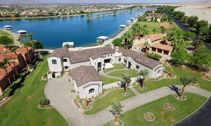 Indio House | Shadow Lake - An Exclusive Lakefront Paradise