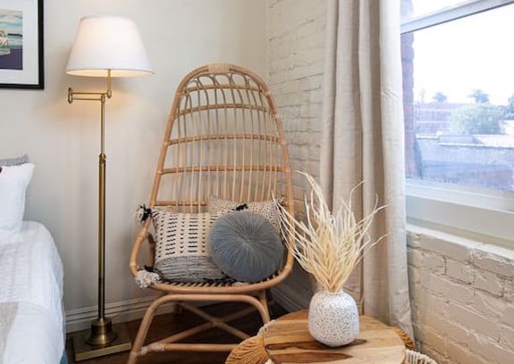 Rampart Village Apartment | Sleeps 2! Near Hollywood! Beautiful Studio!