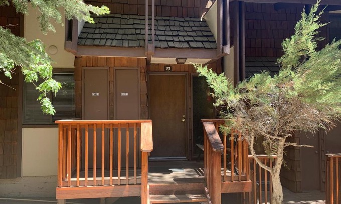 Big Bear Lake Apartment | Snow Summit Townhouse