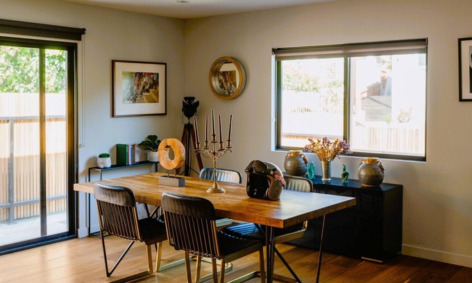 Elysian Heights House | Spacious and quiet retreat in Echo Park Baxter