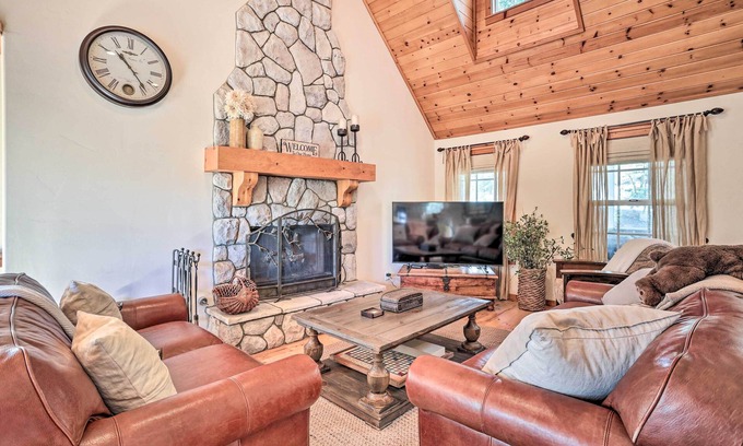 Lake Arrowhead House | Spacious Lake Arrowhead Home w/Putting Green