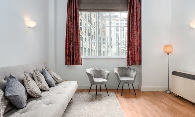 Bishop's Apartment | Spacious Southbank Nest - SPT