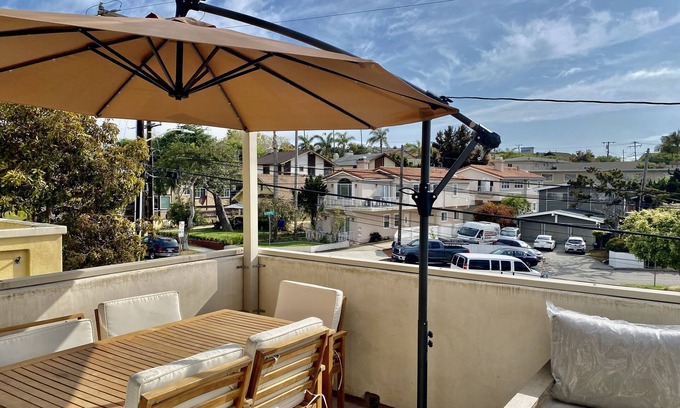 South Redondo House | Spanish-style at the beach
