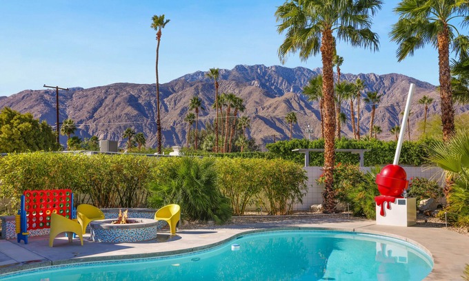 Racquet Club Estates House | Splash Pad - Beautifully Updated Midcentury Home!