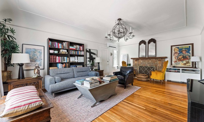 Mid City House | Stunning Hudson Hideaway~The Perfect 3-bedroom, 2-bath Getaway