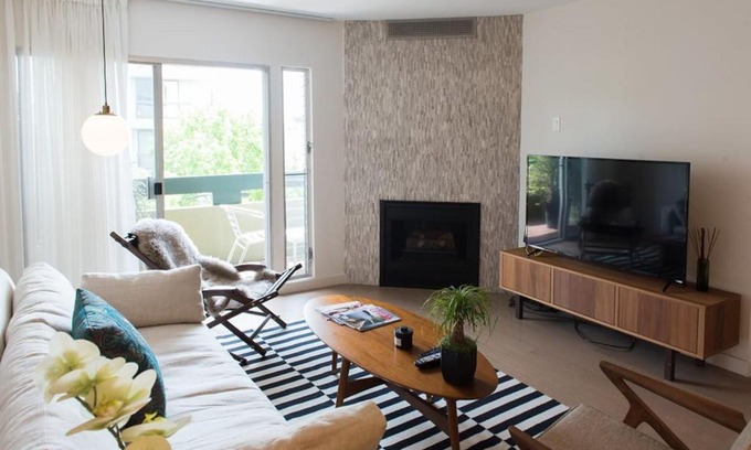 Wilshire Montana Apartment | Sundial Santa Monica Apartments