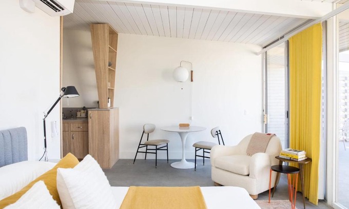 Joshua Tree House | The Bungalows by Homestead Modern ADA Studio