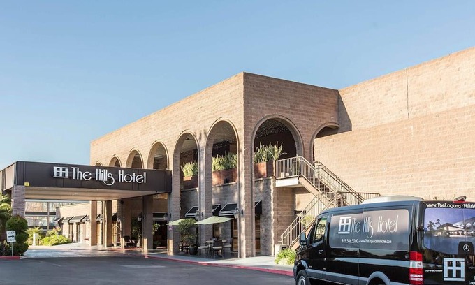 Laguna Hills Hotel | The Hills Hotel, Ascend Hotel Collection