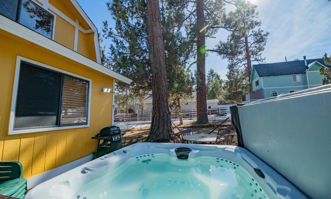 Sugarloaf House | The Love Shack