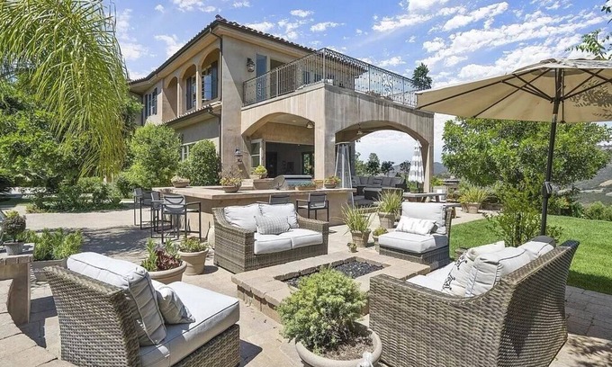 Topanga House | Topanga Mansion Retreat