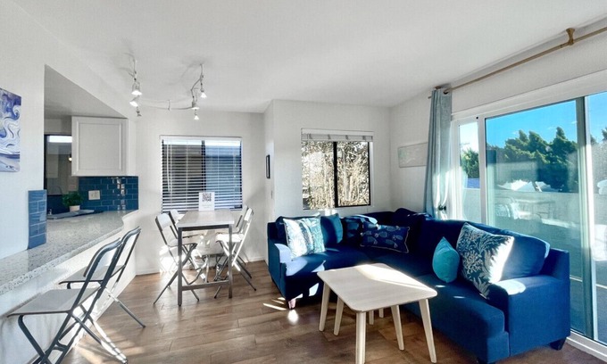 Mission Beach House | Triton's Castle Overlooking Beach and Bay!