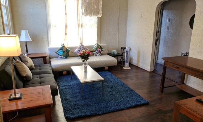 Vallejo Apartment | Two-Bedroom Apartment near Napa, Six Flags & Freeway