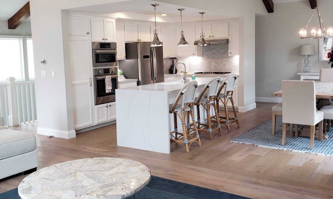 South Redondo House | Walk to Hermosa Beach, Wide-Open Living, Golf Cart + Gym