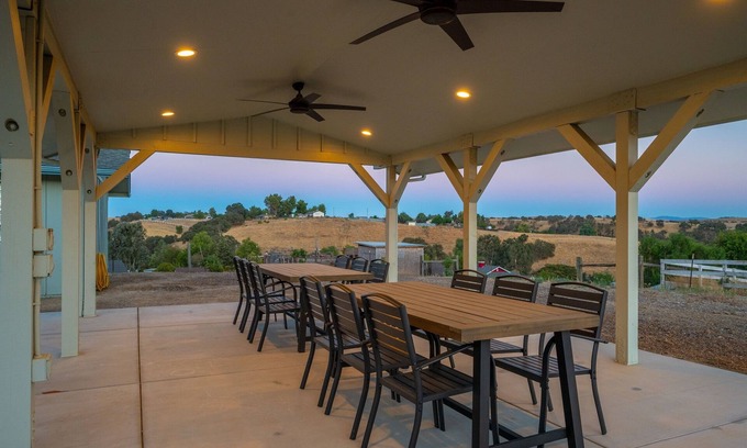 Paso Robles House | Wine Country Escape 4 BR Sleeps 11!