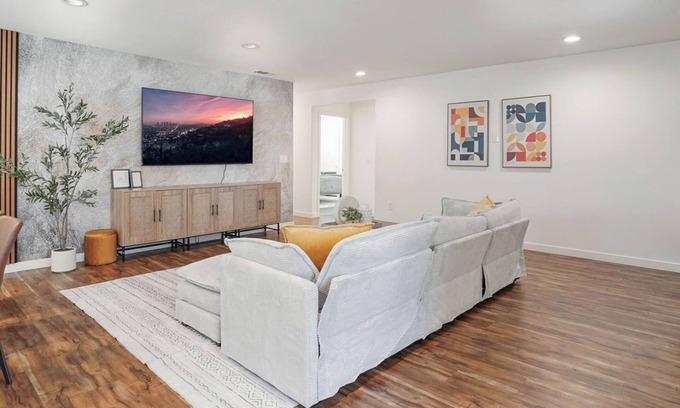 Los Angeles House | Wonderful Design Home-Downtown LA/Universal Studion