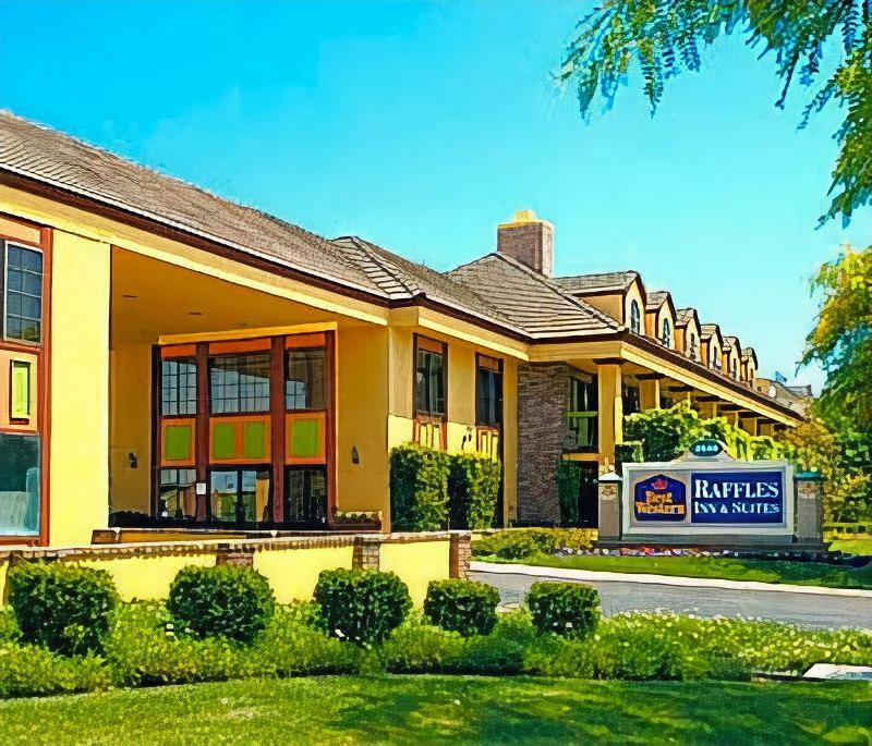 Anaheim Resort Hotel | Best Western Plus Raffles Inn & Suites