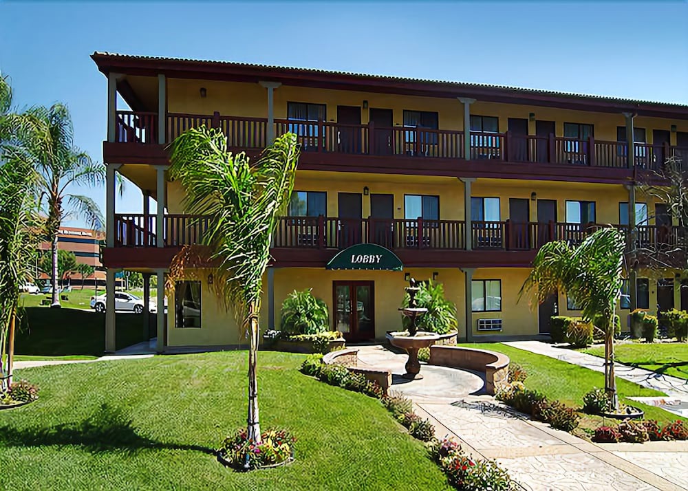 San Bernardino Hotel | Quality Inn San Bernardino