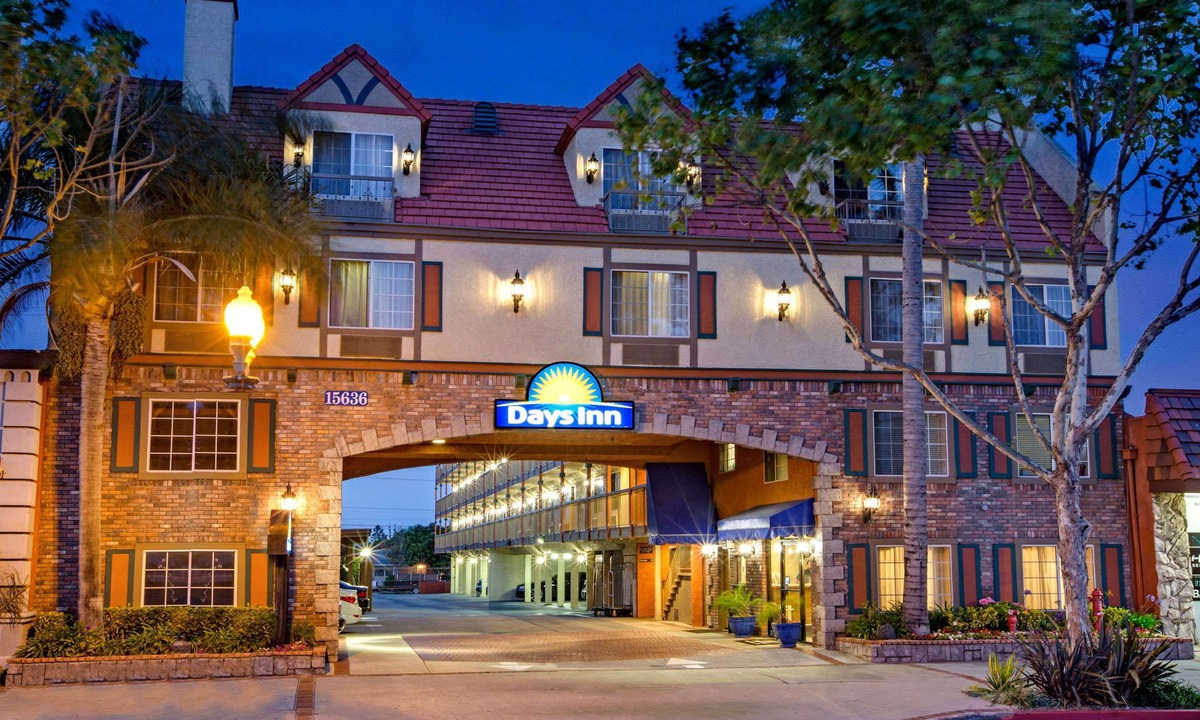 Lawndale Hotel | Days Inn by Wyndham Los Angeles LAX/ Redondo&ManhattanBeach