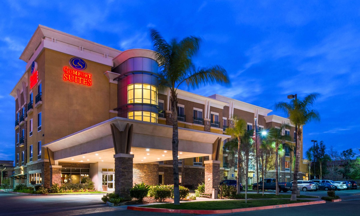 Ontario Hotel | Comfort Suites Ontario Airport Convention Center