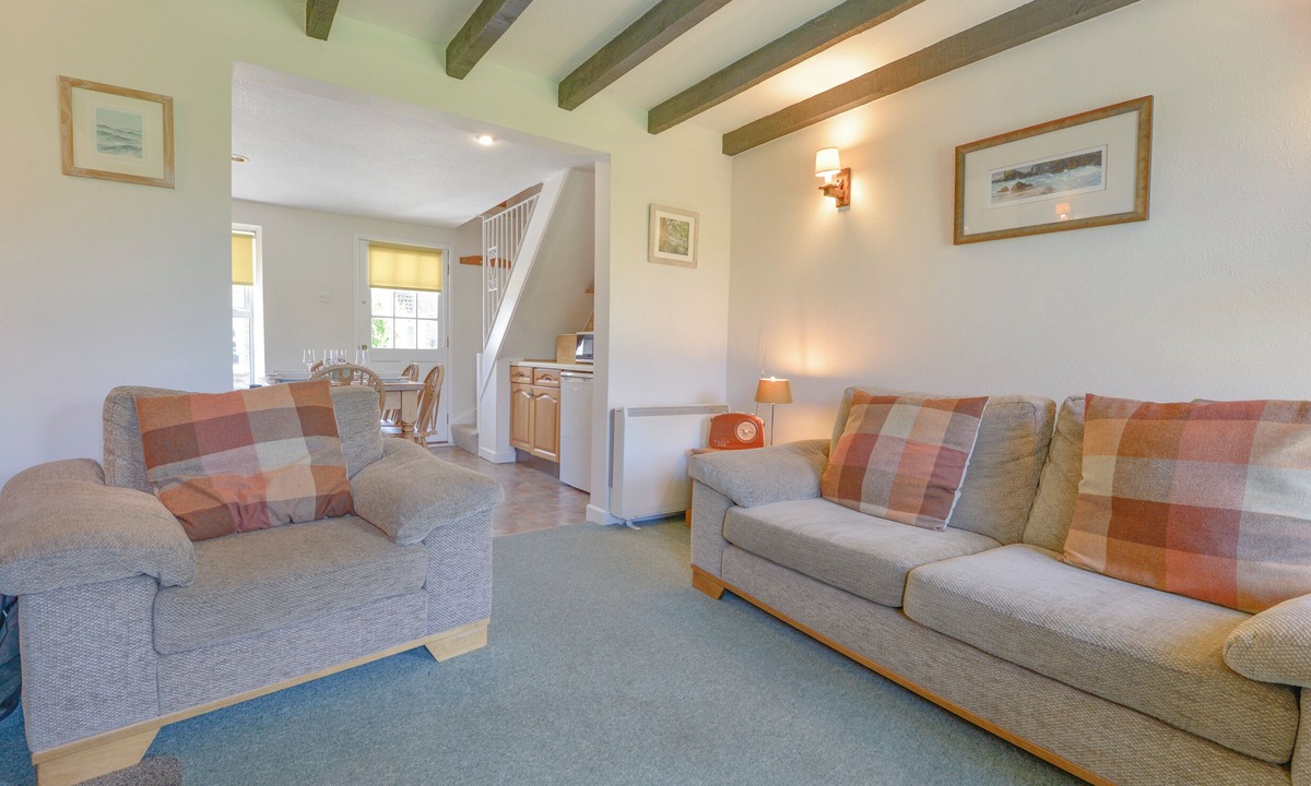 Edmonton Cottage | Primrose Cottage