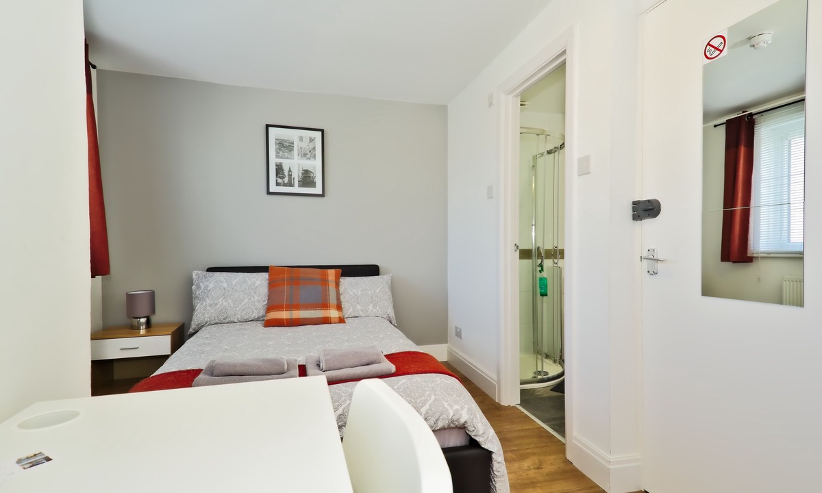Woolwich Riverside House | Harlinger Lodge