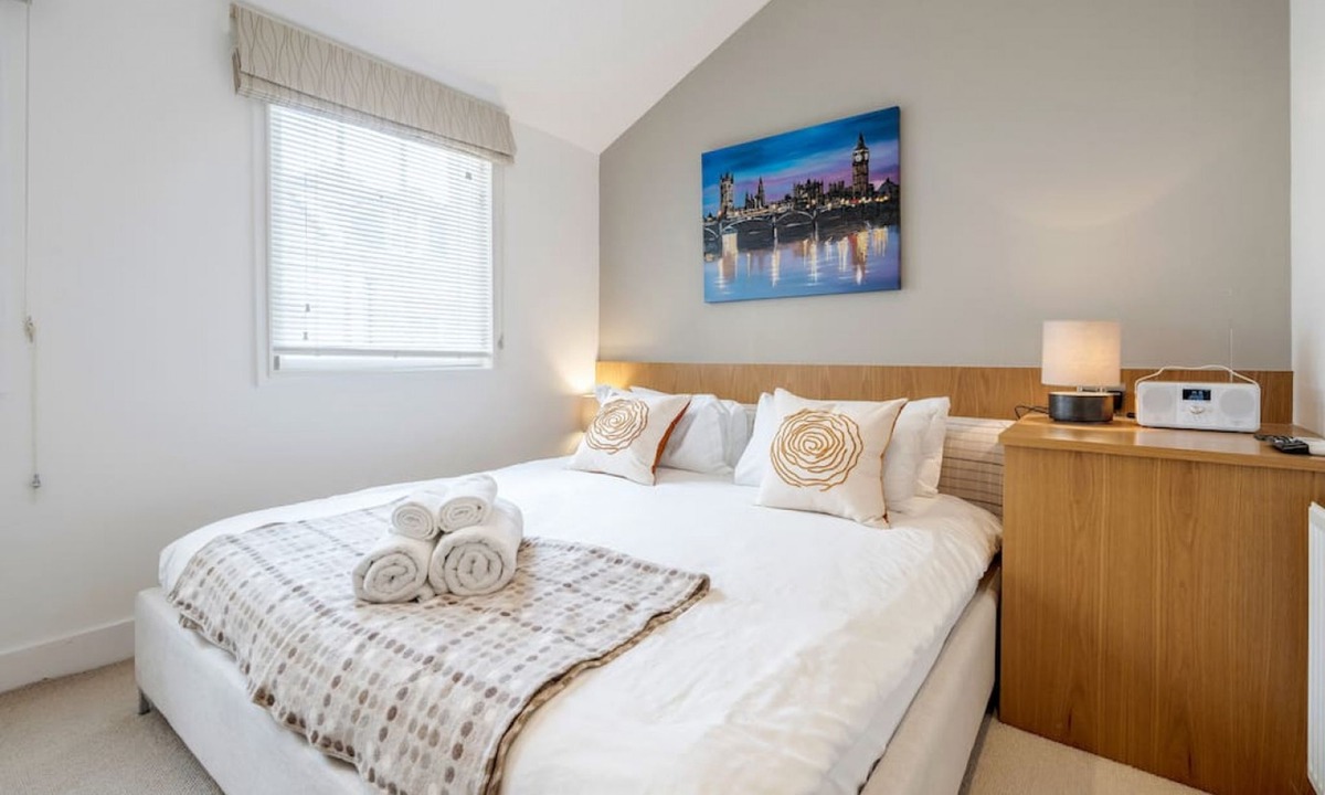 Paddington House | Conduit Mews Luxurious Mews House Next to Hyde Park