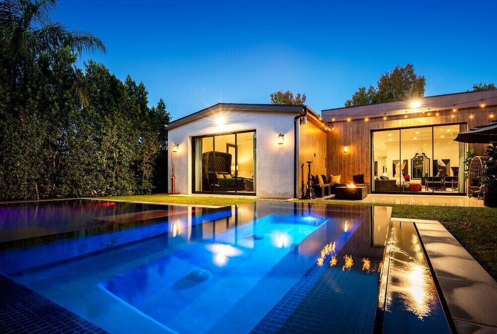 Sherman Oaks House | Sunnyslope - Modern Estate With Unparalleled Sophistication