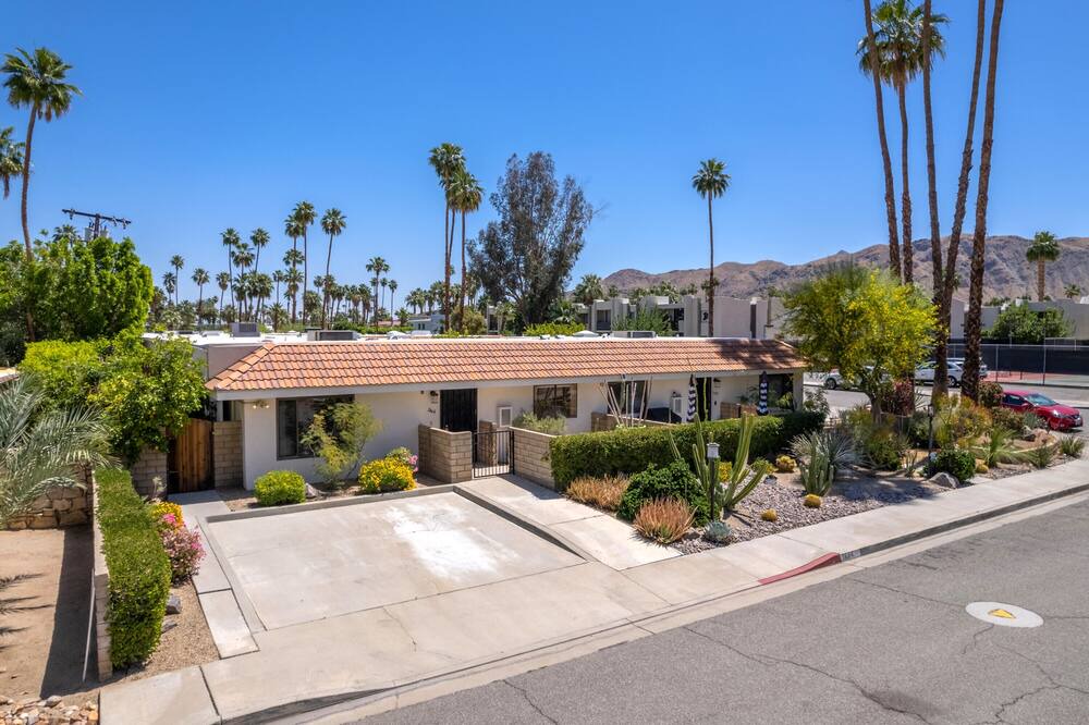 Deep Well Ranch Condo | PRESTIGIOUS DEEPWELL ESTATES- TRANQUILITY OF THE DESERT