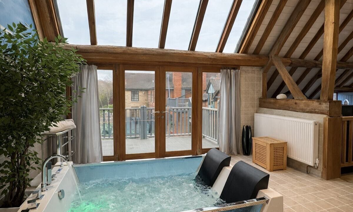 Ardens Grafton Apartment | The Welford Beam Retreat