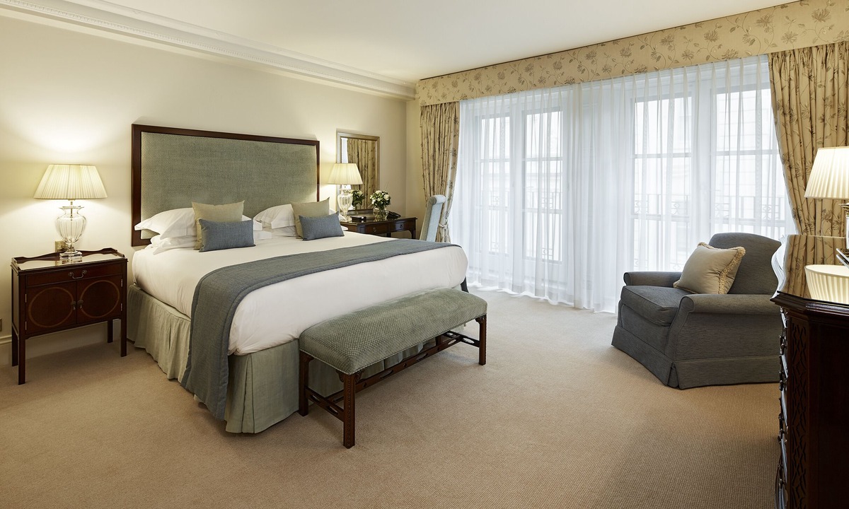 Queen's Gate Apartment | Cheval Hyde Park Gate