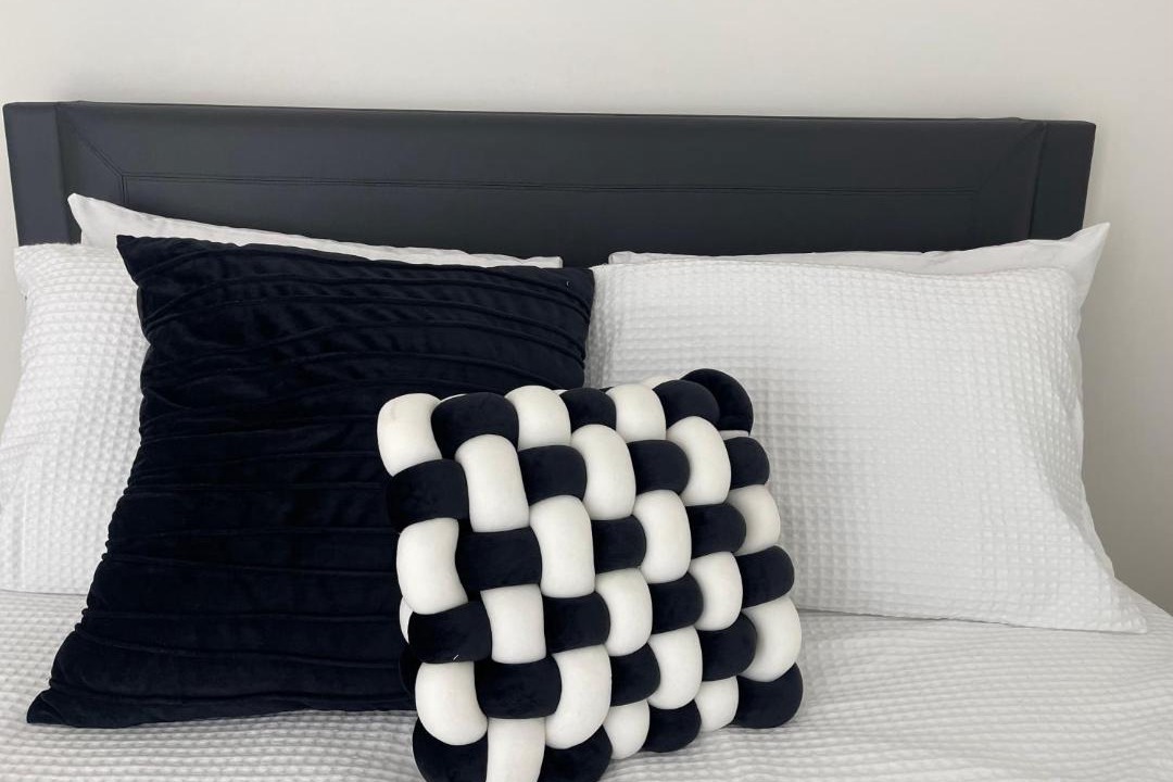 Koreatown Apartment | KTown Vibes