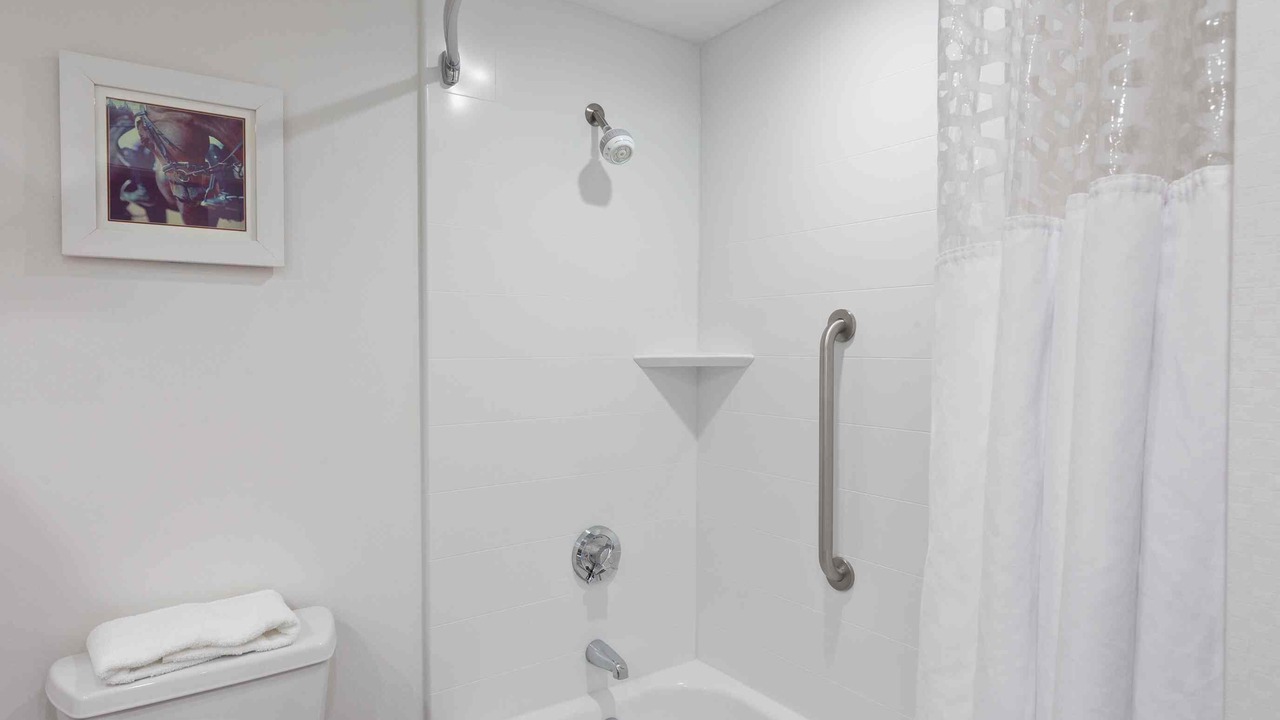 Photo of Bathroom in Arcadia