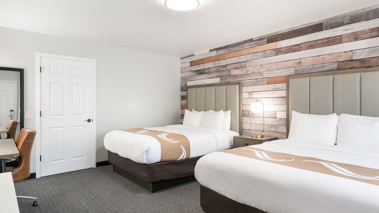 Photo of Bedroom in Lakeside Park