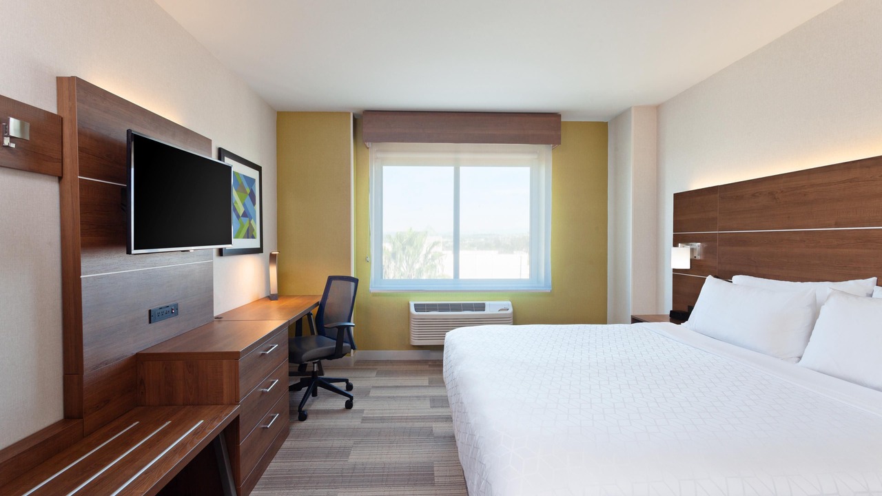 Photo of Bedroom in Los Angeles