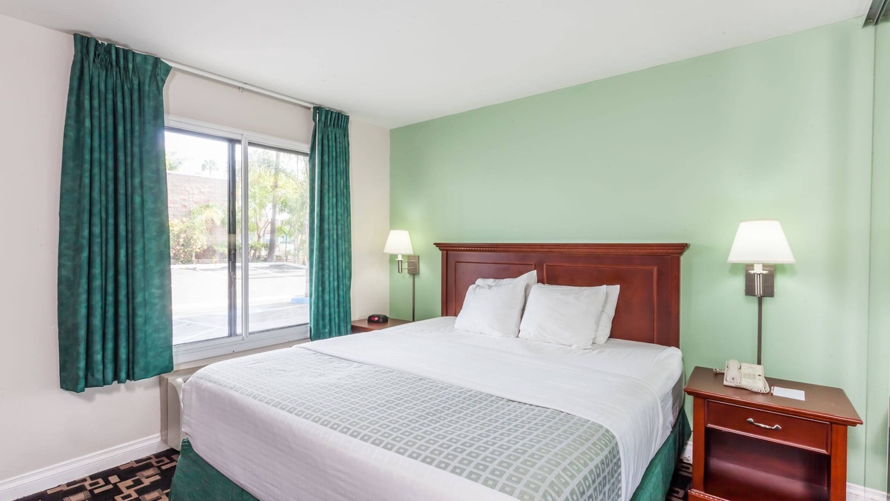 Photo of Bedroom in East Side Capistrano