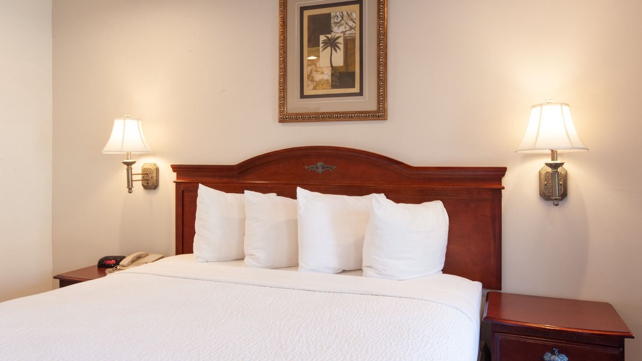 Photo of Bedroom in Studio City