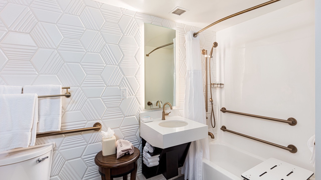 Photo of Bathroom in Hollywood