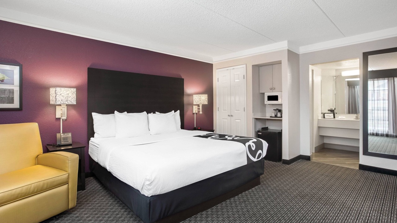 Photo of Bedroom in Downtown